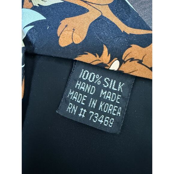 VTG Looney Tunes 1994 Silk Tie Bugs‎ Taz Sylvester Tweety Wile e Road Runner - Picture 4 of 11